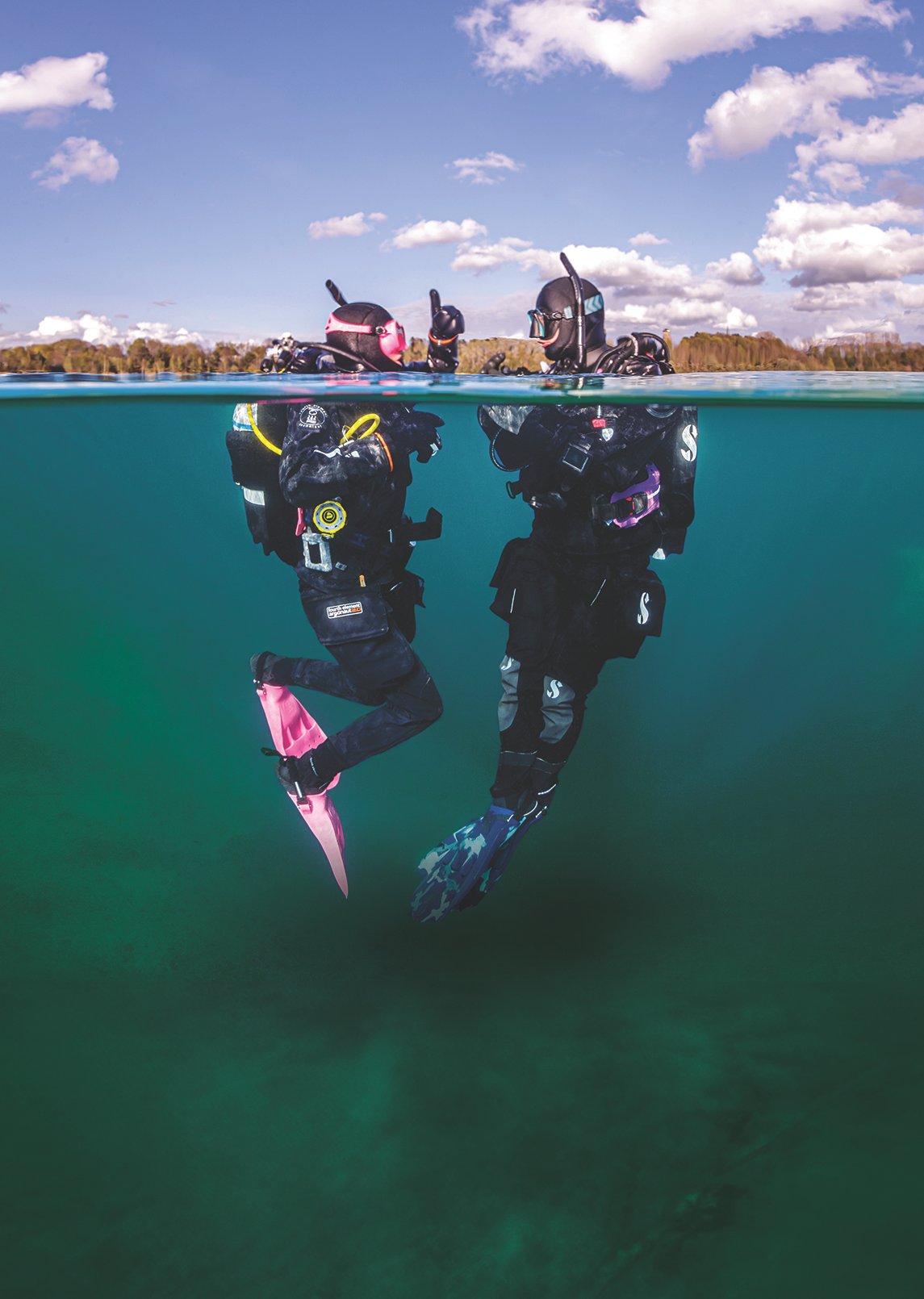 DYVUM Assistant Instructor candidate diving with students